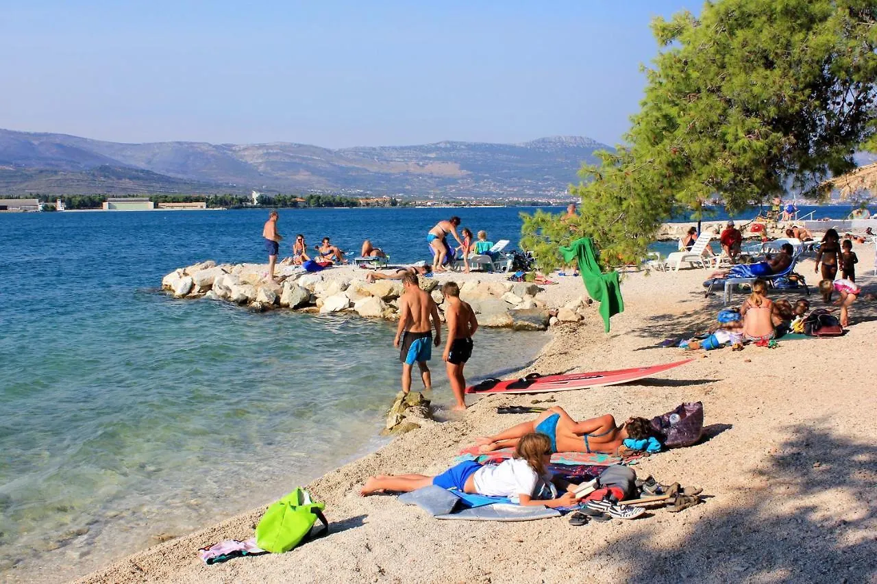Apartments With A Swimming Pool Mastrinka, Ciovo - 11192 Trogir 0*,  Chorwacja