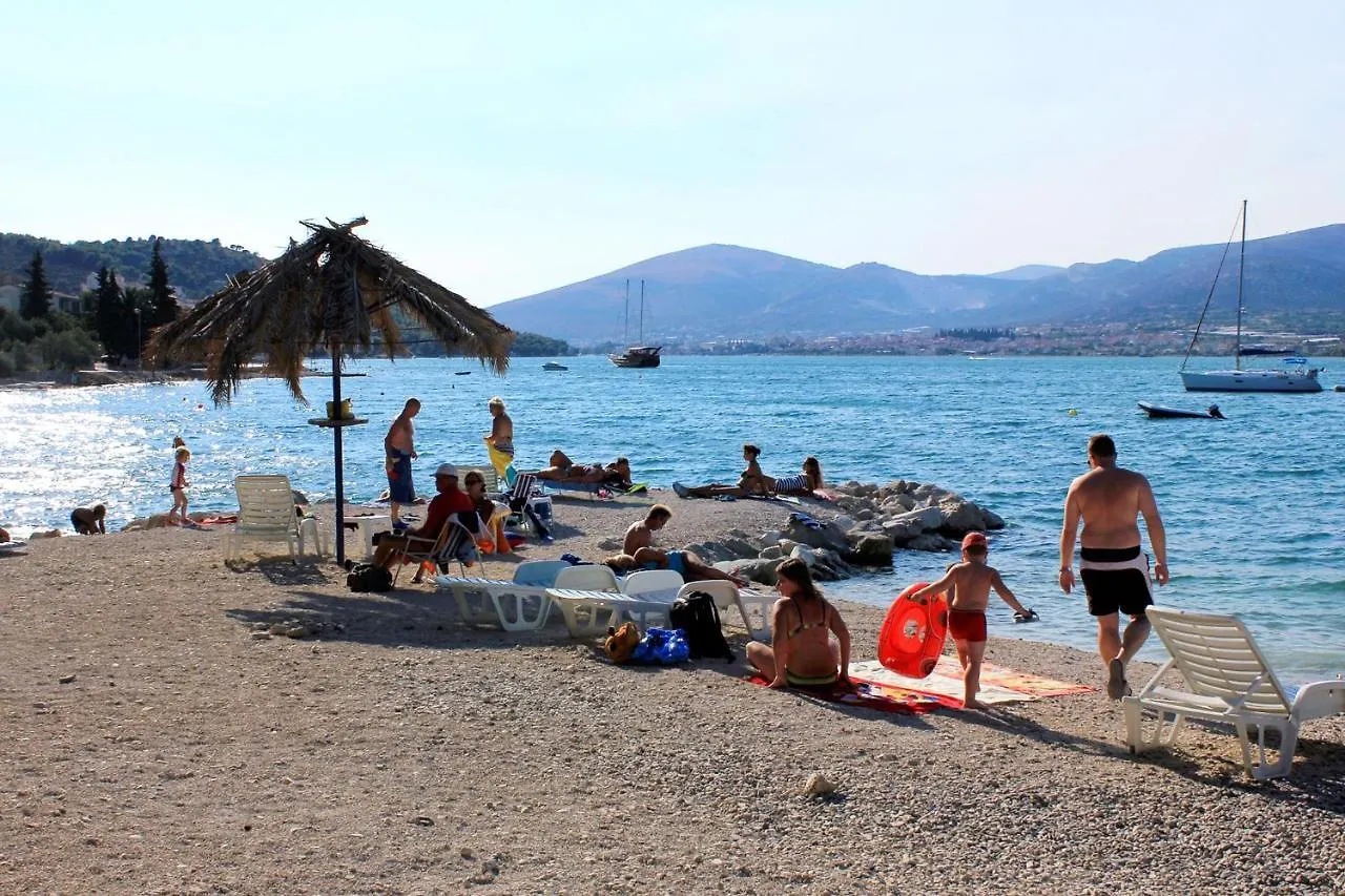 Apartments With A Swimming Pool Mastrinka, Ciovo - 11192 Trogir